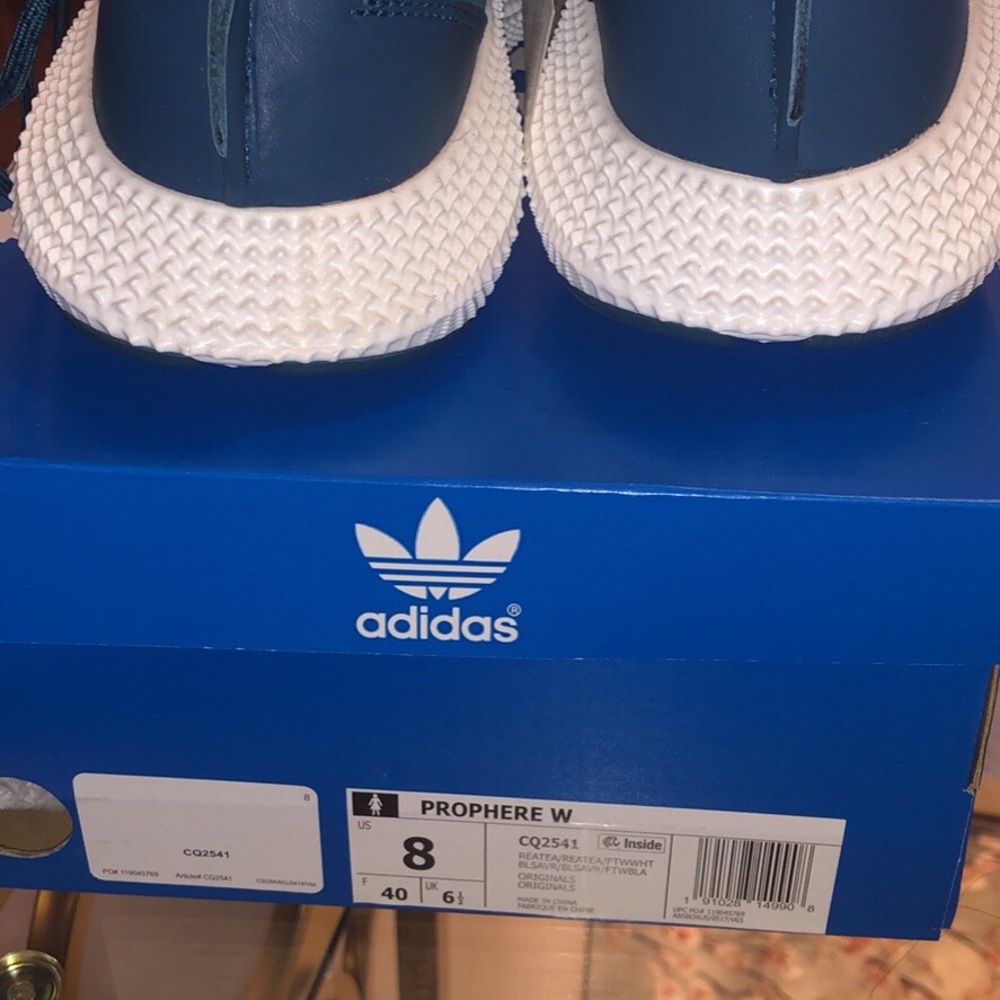 Adidas Original Prophere - Picture 4 of 4